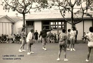 Oran- SDV- 4302- Gsell match profs-eleves en 1960